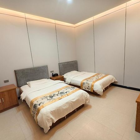 Huashan Gehui Hotel Huayin Экстерьер фото