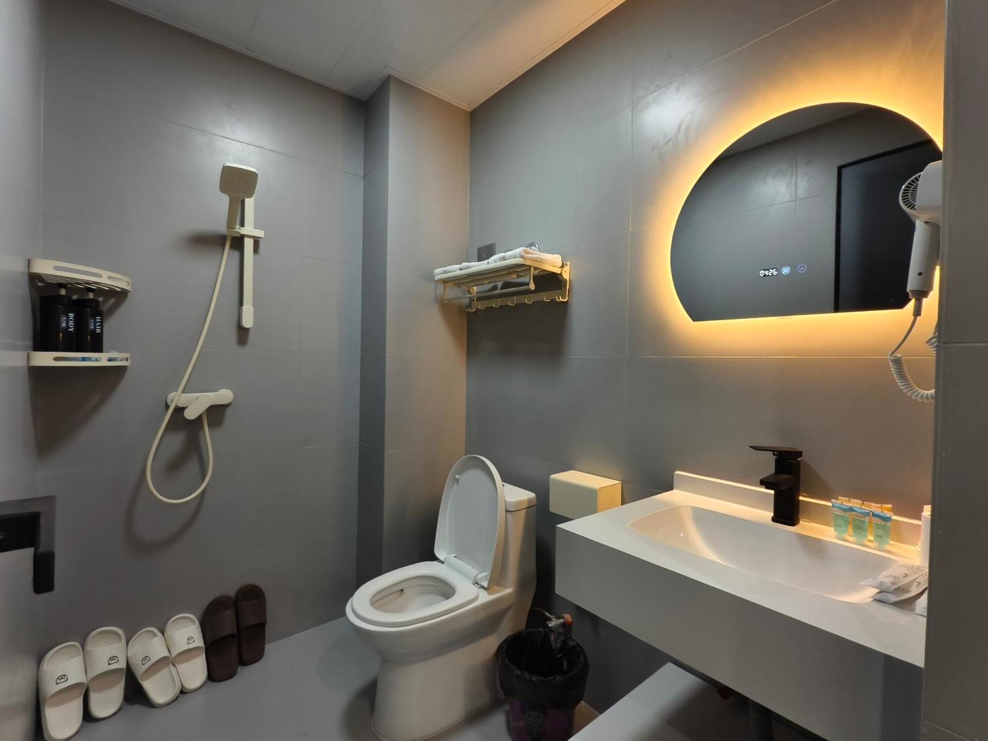 Huashan Gehui Hotel Huayin Экстерьер фото