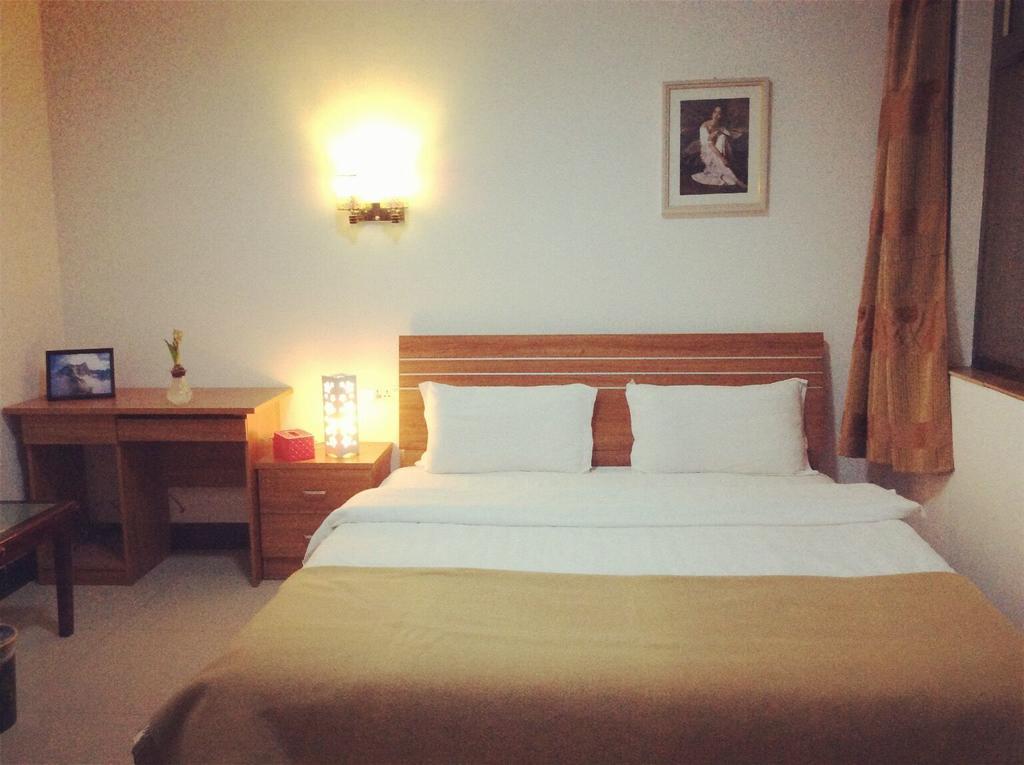 Huashan Gehui Hotel Huayin Номер фото