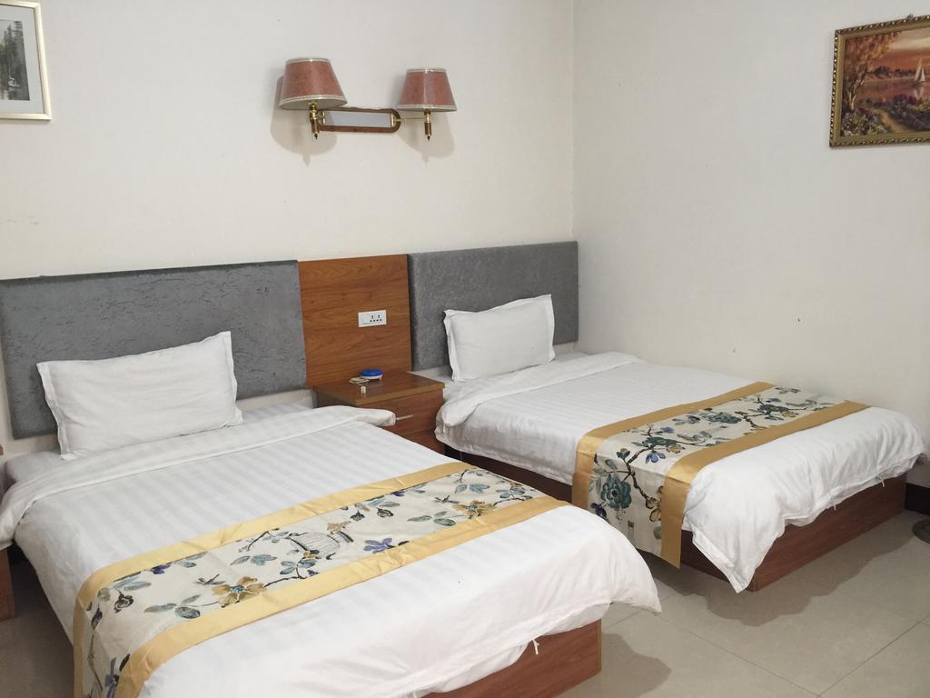 Huashan Gehui Hotel Huayin Экстерьер фото